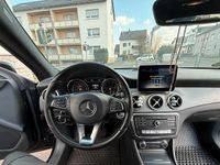 Gebraucht Mercedes CLA200 156 PS (114 kW) 2017 Schwarz Coupé