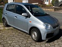 Gebraucht Daihatsu Cuore 58 PS (42 kW) 2003 Grau Kleinwagen