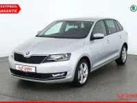 Gebraucht Skoda Rapid 125 PS (91 kW) 2018 Brilliant silber met. Kleinwagen