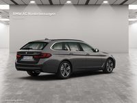 Gebraucht BMW 520 184 PS (135 kW) 2023 Grau Kombi