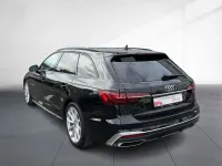 Gebraucht Audi A4 S-Line 204 PS (150 kW) 2023 Mythosschwarz metallic Kombi