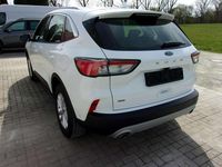 Gebraucht Ford Kuga Titanium 190 PS (139 kW) 2022 Frostweiß SUV