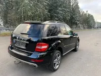 Gebraucht Mercedes ML350 231 PS (169 kW) 2010 Schwarz SUV