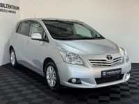 Gebraucht Toyota Verso 126 PS (92 kW) 2012 Silber Van / Kleinbus