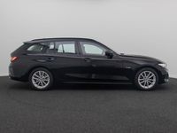 Gebraucht BMW 320e Sport Line 204 PS (150 kW) 2022 Schwarz ii668 Kombi