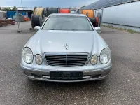 Gebraucht Mercedes E270 Avantgarde 177 PS (130 kW) 2003 Silber Limousine