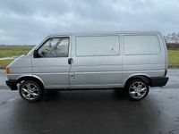 Second-hand VW Transporter 77 CP (56 kW) 1995 Argintiu Van