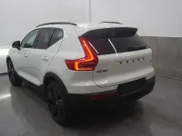Gebraucht Volvo XC40 Plus 197 PS (144 kW) 2025 Weiß SUV