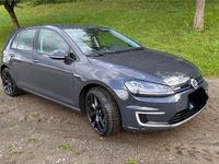Gebraucht VW e-Golf 85 kW (116 PS) 2017 Grau Kleinwagen