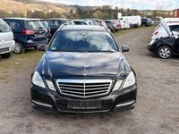 Gebraucht Mercedes E220 170 PS (125 kW) 2010 Schwarz Kombi