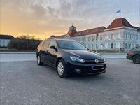 Gebraucht VW Golf VI Style 105 PS (77 kW) 2011 Schwarz Kleinwagen