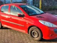 Gebraucht Peugeot 206+ 75 PS (55 kW) 2010 Rot Kleinwagen