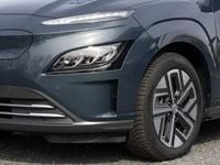 Gebraucht Hyundai Kona Trend 100 kW (136 PS) 2021 Teal blue SUV