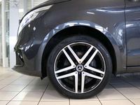 Gebraucht Mercedes V300 Avantgarde 237 PS (174 kW) 2021 Grau Van / Kleinbus