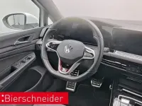 Gebraucht VW Golf VIII 2024 Weiss Limousine