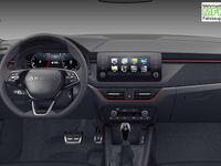 Neu Skoda Scala Dynamic 150 PS (110 kW) 2025 Moon white metallic Kleinwagen