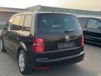 Gebraucht VW Touran Trendline 140 PS (102 kW) 2007 Schwarz Van / Kleinbus