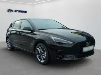 Gebraucht Hyundai i30 Advantage 140 PS (102 kW) 2026 Abyss black Limousine