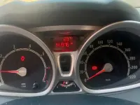 Gebraucht Ford Fiesta 82 PS (60 kW) 2010 Weiß Kleinwagen