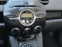 Brugt Mazda 2 75 HK (55 kW) 2010 Grøn Hatchback