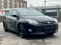 Gebraucht Ford Focus Champions Edition 125 PS (91 kW) 2013 Schwarz Limousine