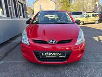 Gebraucht Hyundai i20 Classic 77 PS (56 kW) 2009 Electric red Kleinwagen