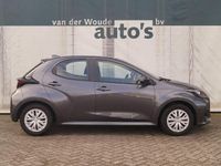 Gebraucht Toyota Yaris Active 125 PS (91 kW) 2023 Grau Kleinwagen