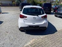 Używany Mazda 2 Center-Line 75 KM (55 kW) 2017 Biały Hatchback
