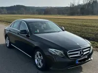 Gebraucht Mercedes E220 194 PS (142 kW) 2017 Schwarz Limousine