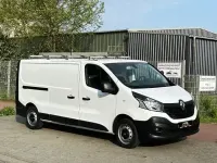 Gebraucht Renault Trafic 120 PS (88 kW) 2019 Weiß Van / Kleinbus