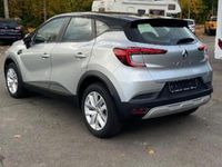 Gebraucht Renault Captur Equilibre 91 PS (66 kW) 2023 Grey kqa + black gne SUV