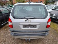 Gebraucht Opel Zafira Elegance 125 PS (91 kW) 2003 Silber Van / Kleinbus
