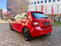 Gebraucht Skoda Fabia 60 PS (44 kW) 2015 Rot Kleinwagen