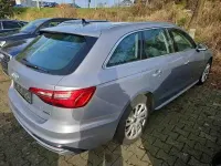 Gebraucht Audi A4 Advanced Plus 204 PS (150 kW) 2023 Florettsilber metallic Kombi