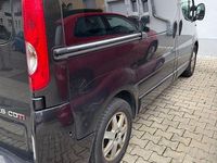 Gebraucht Opel Vivaro 145 PS (106 kW) 2008 Schwarz Van / Kleinbus