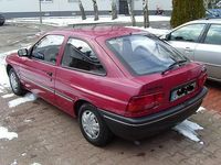Gebraucht Ford Escort 90 PS (66 kW) 1994 Rot metallic Limousine