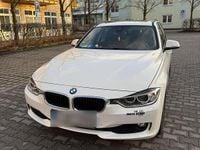 Gebraucht BMW 320 143 PS (105 kW) 2014 Weiß Limousine
