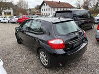 Gebraucht Toyota Auris Edition 132 PS (97 kW) 2011 Schwarz Kleinwagen