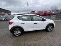 Gebraucht Dacia Sandero Essentiel 101 PS (74 kW) 2023 Weiß SUV