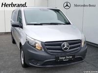 Gebraucht Mercedes e-Vito 85 kW (116 PS) 2023 Silber Van / Kleinbus