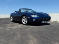 Gebraucht Jaguar XKR 363 PS (266 kW) 2002 Blau Cabrio