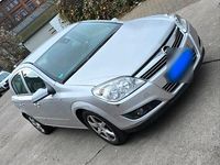 Gebraucht Opel Astra 116 PS (85 kW) 2009 Silber Limousine