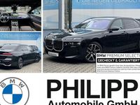 Gebraucht BMW 740 M Sport 299 PS (219 kW) 2024 Black sapphire Limousine
