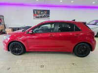 Gebraucht Kia Rio DREAM-TEAM Edition 99 PS (72 kW) 2019 Rot Limousine