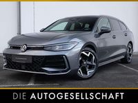 Gebraucht VW Passat R-line 150 PS (110 kW) 2024 Diabasgrau metallic Kombi