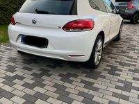 Gebraucht VW Scirocco 160 PS (117 kW) 2009 Weiß Coupé