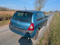 Gebraucht Renault Clio II 75 PS (55 kW) 2003 Grün Kleinwagen