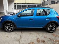 Gebraucht Dacia Sandero Stepway 90 PS (66 kW) 2017 Blau Limousine