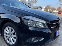 Gebraucht Mercedes A180 122 PS (89 kW) 2012 Schwarz Limousine