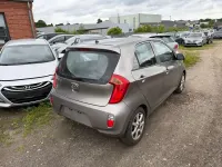 Gebraucht Kia Picanto Attract 69 PS (50 kW) 2014 Silber Kleinwagen